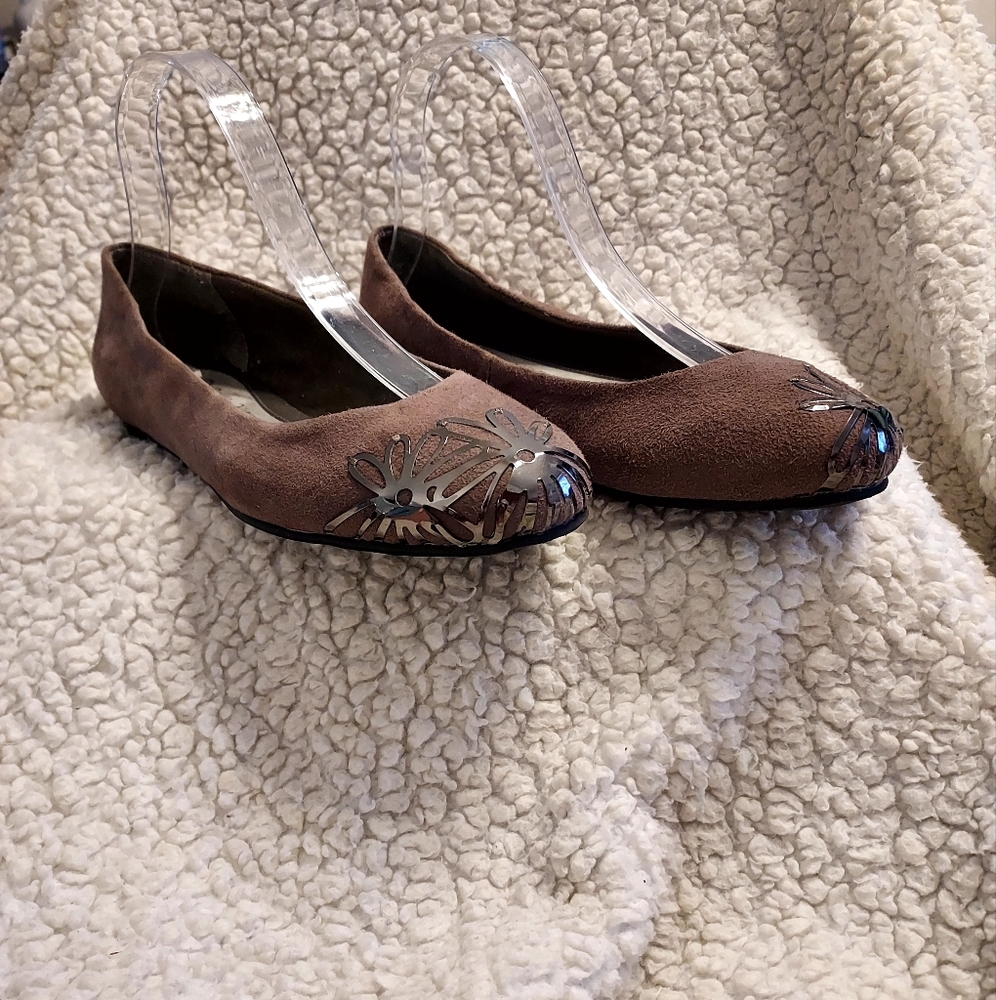 Bella Vita Suede Leather Ballet Flats Women's sz 8M Brown Slip On Shoes